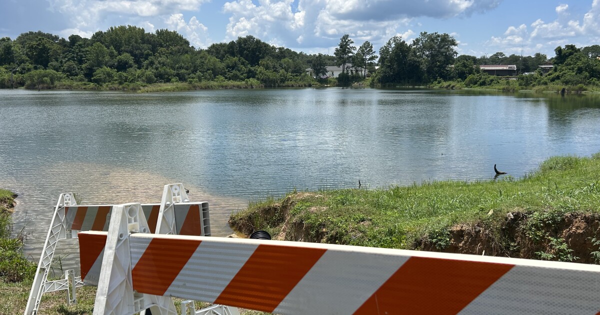 Local business owner worried surrounding broken pipe at Arnold’s Pond